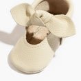 Load image into Gallery viewer, Birch Knotted Bow Baby Shoe
