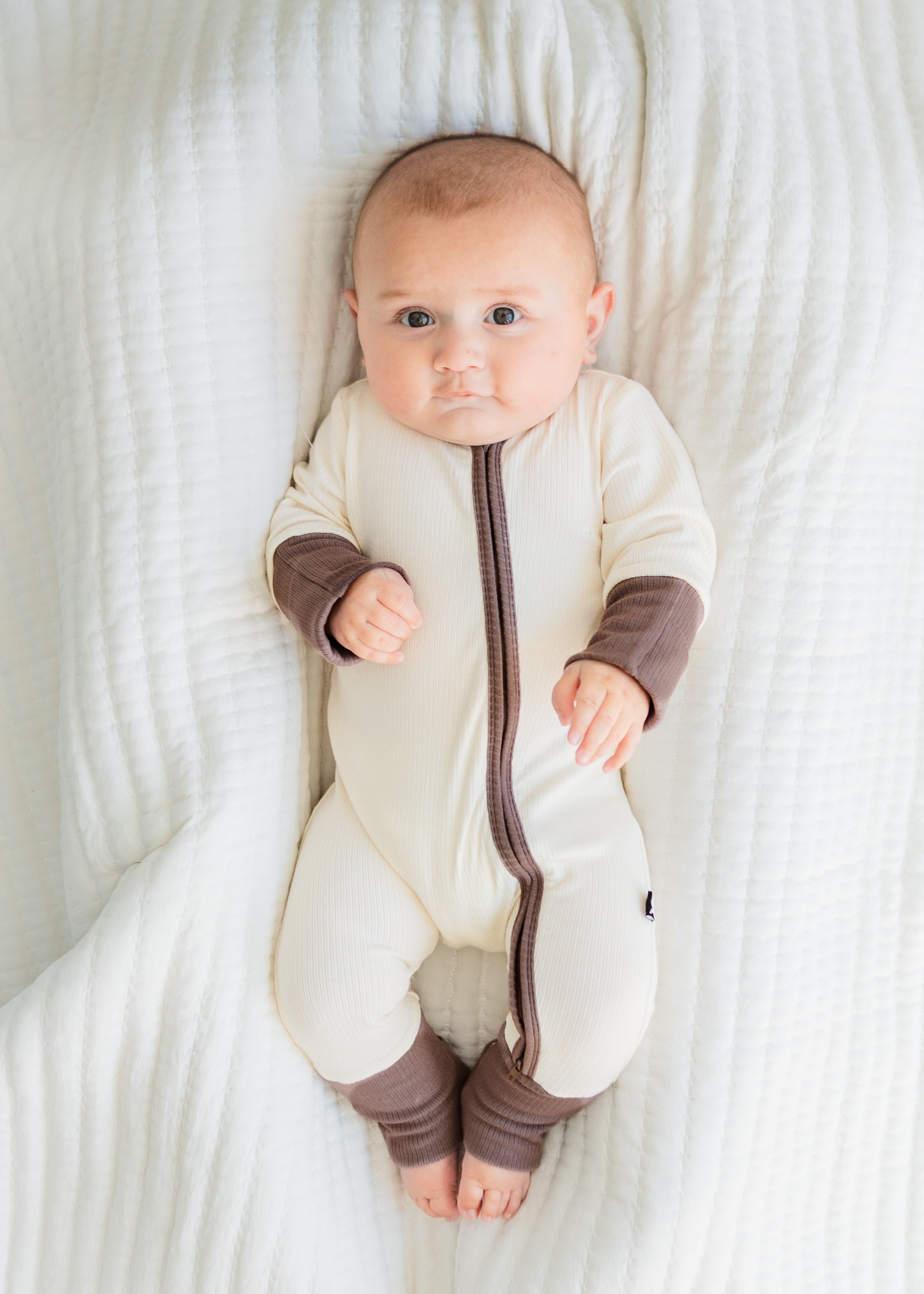 Oatmeal Romper – Ultra-Soft Bamboo Baby Outfit with Snap Closure and Neutral Color