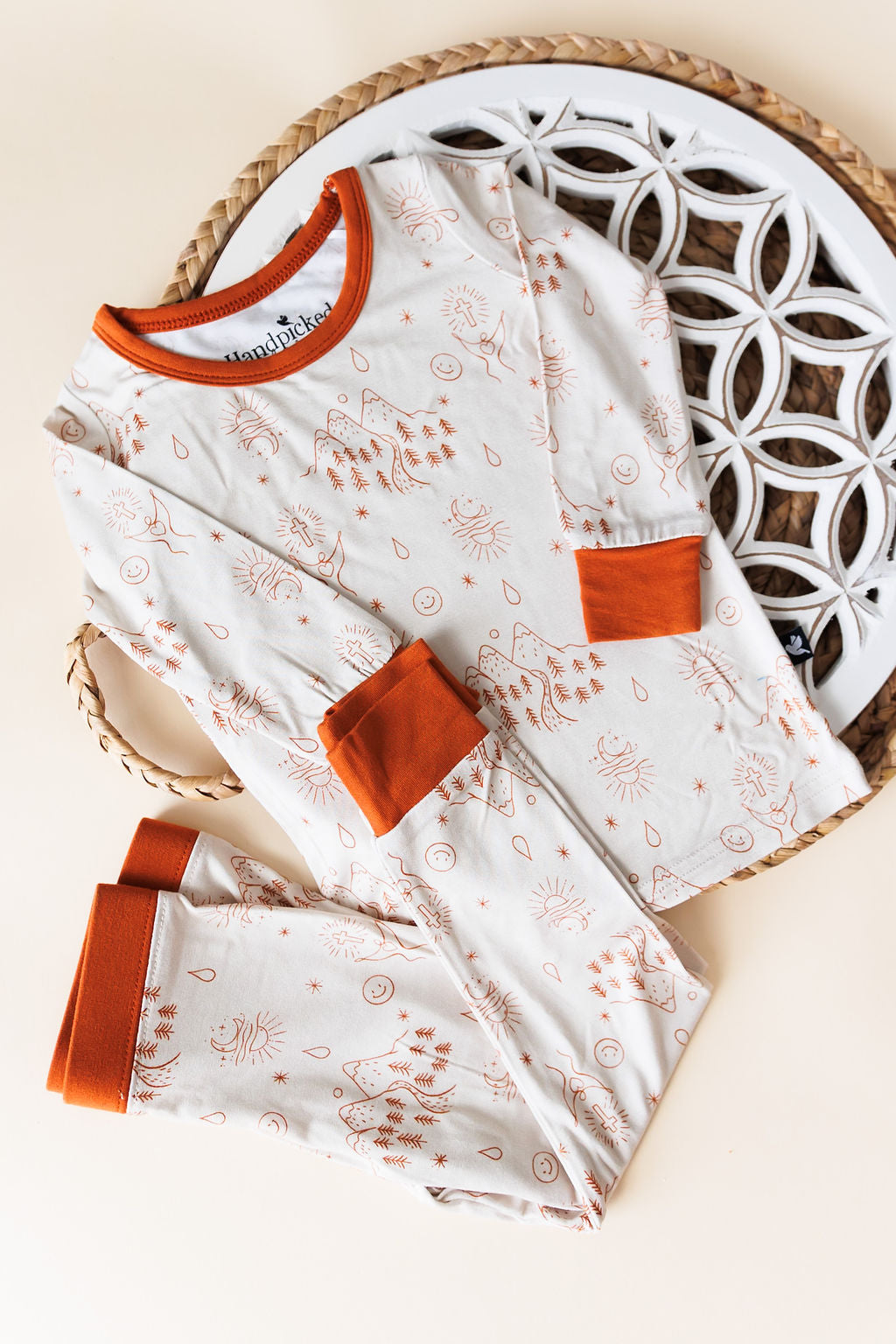 Praise Two-Piece Set – Soft & Stylish Bamboo Kids Outfit with Long Sleeve Top and Matching Pants